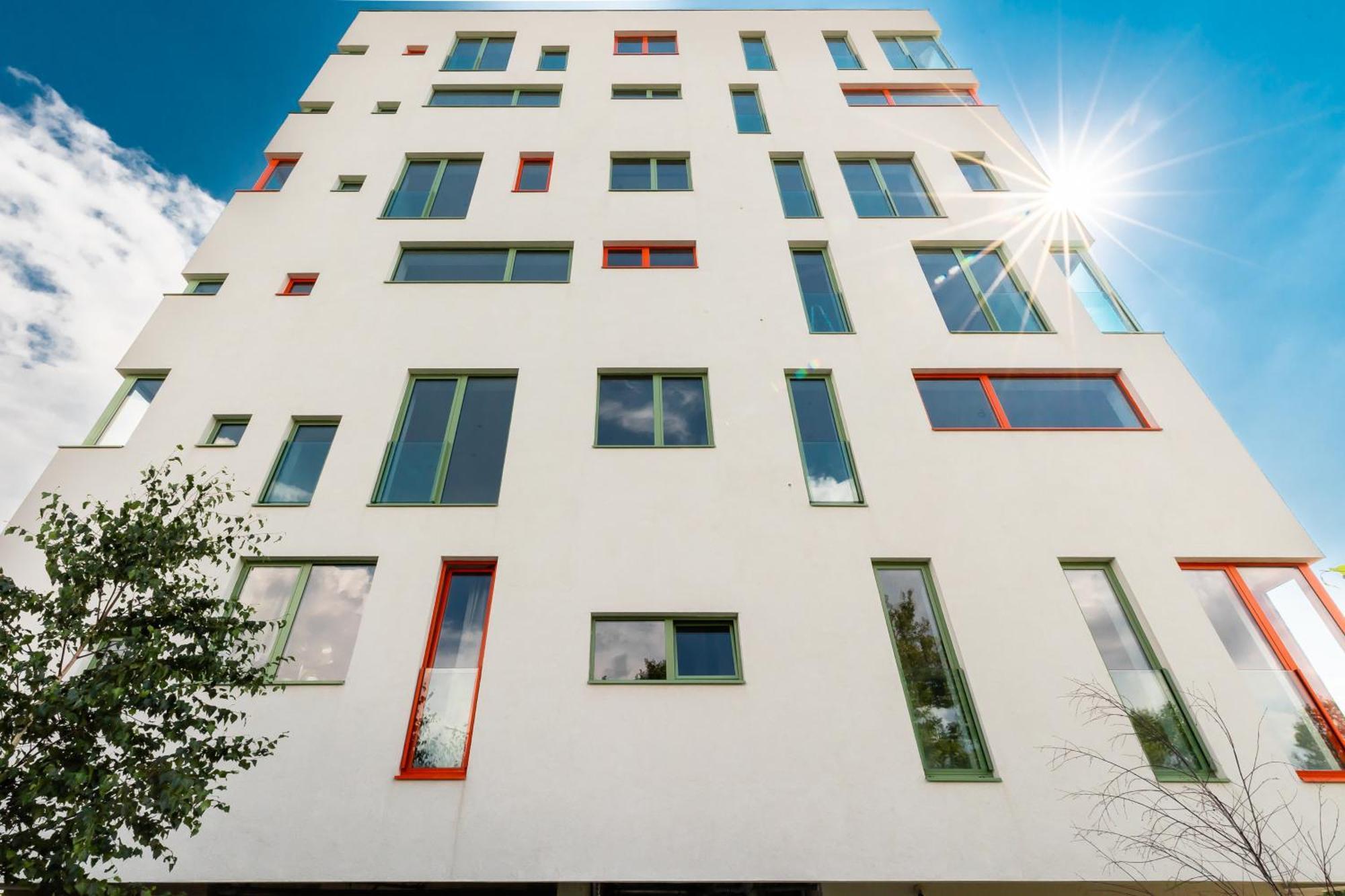 Roots One - Lakeview Escape With Balcony & Parking Bükreş Dış mekan fotoğraf